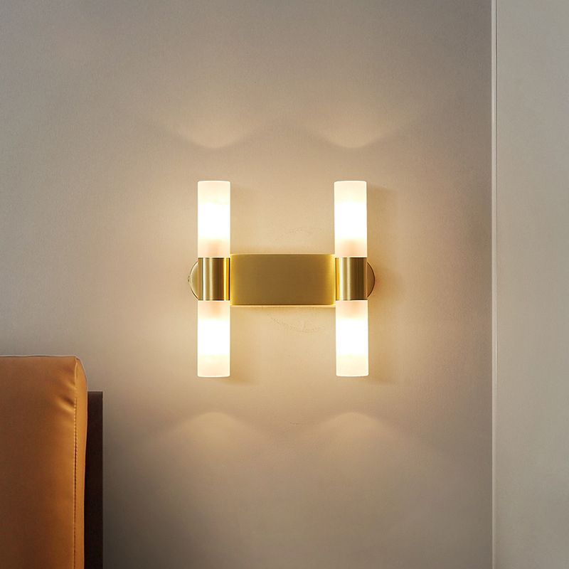 Lámpara de pared LED dorada moderna