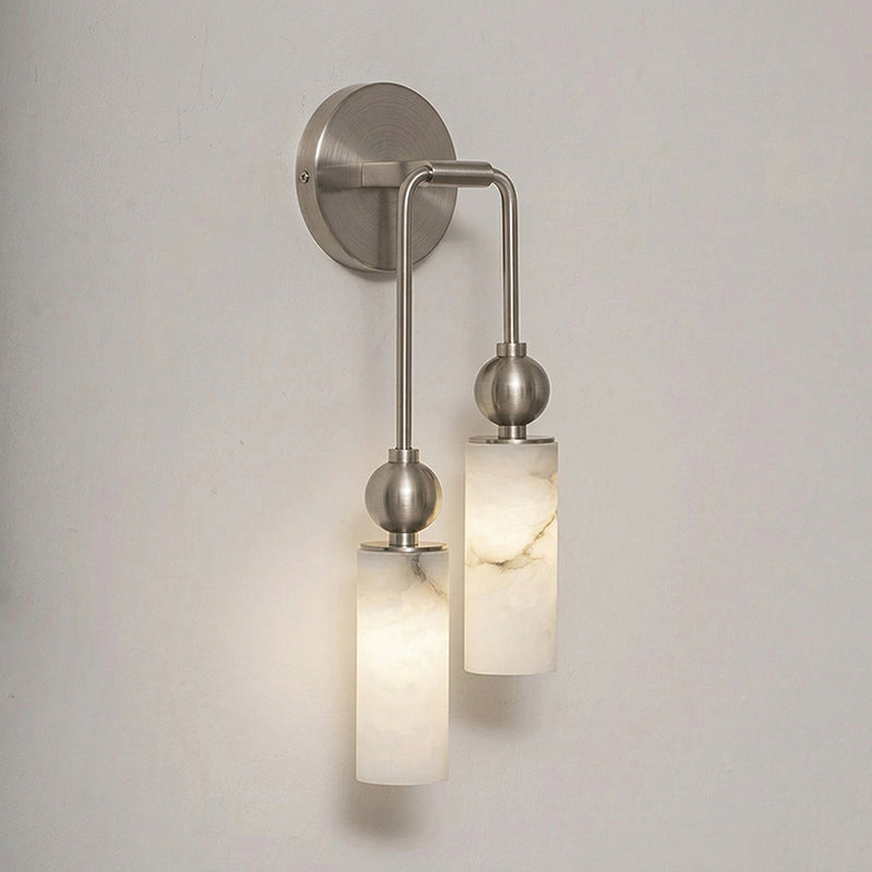 Lámpara de pared con columna de alabastro