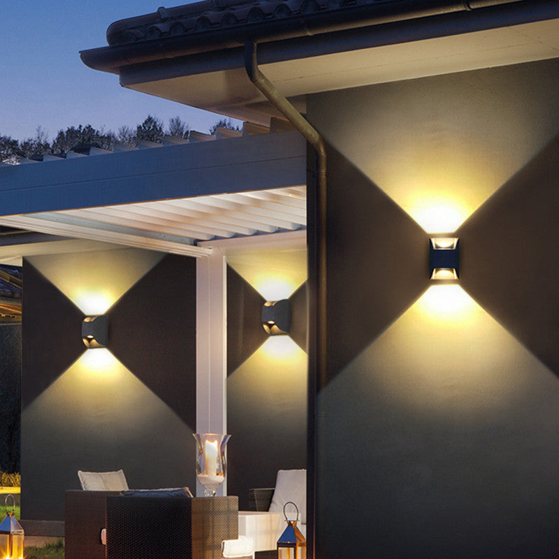 Luz de pared exterior arquitectónica con iluminación hacia arriba y hacia abajo