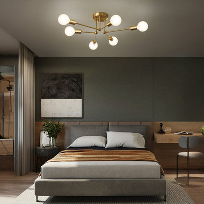 Lámpara de techo de hierro con racimo dorado