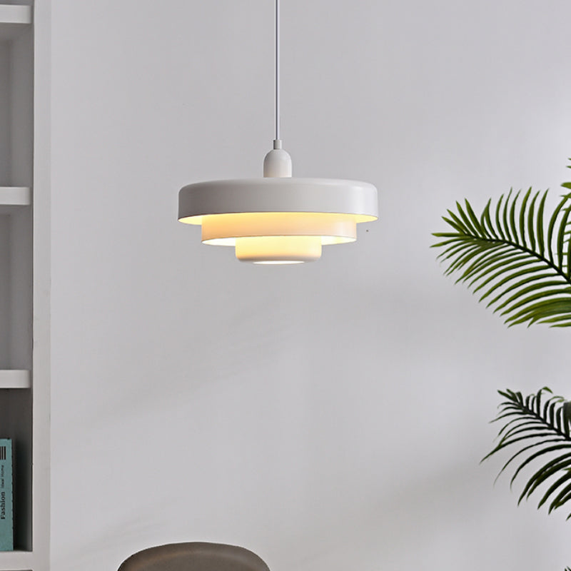 Lámpara colgante estilo Bauhaus