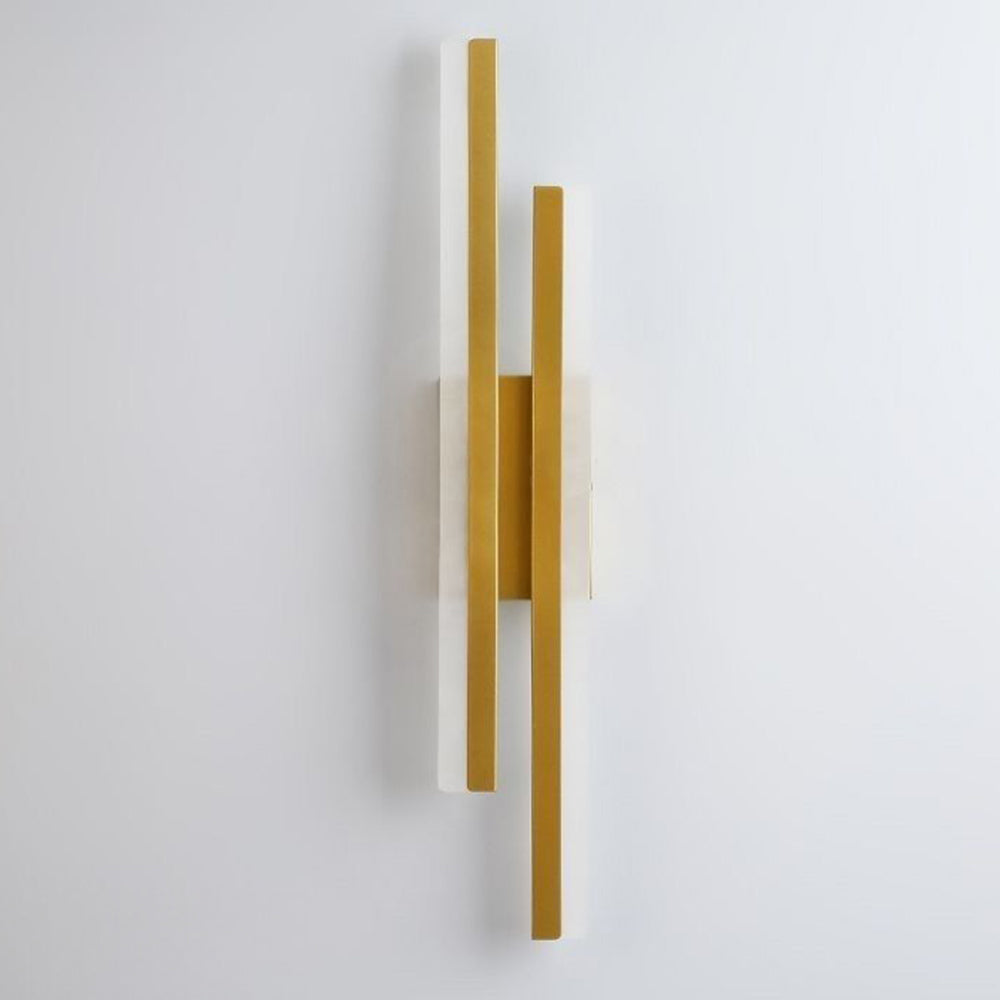 Aplique de pared largo de acrílico con luz LED