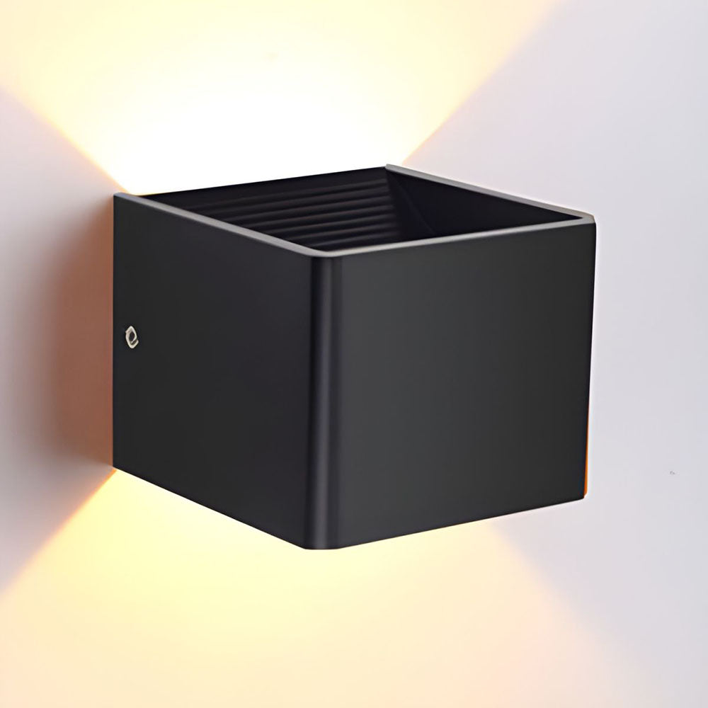 Luz de pared en forma de cubo