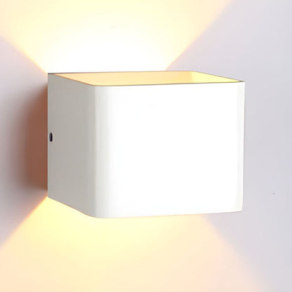 Luz de pared en forma de cubo