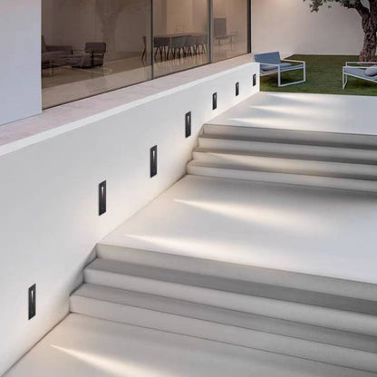 Luz moderna LED para terraza y escalones
