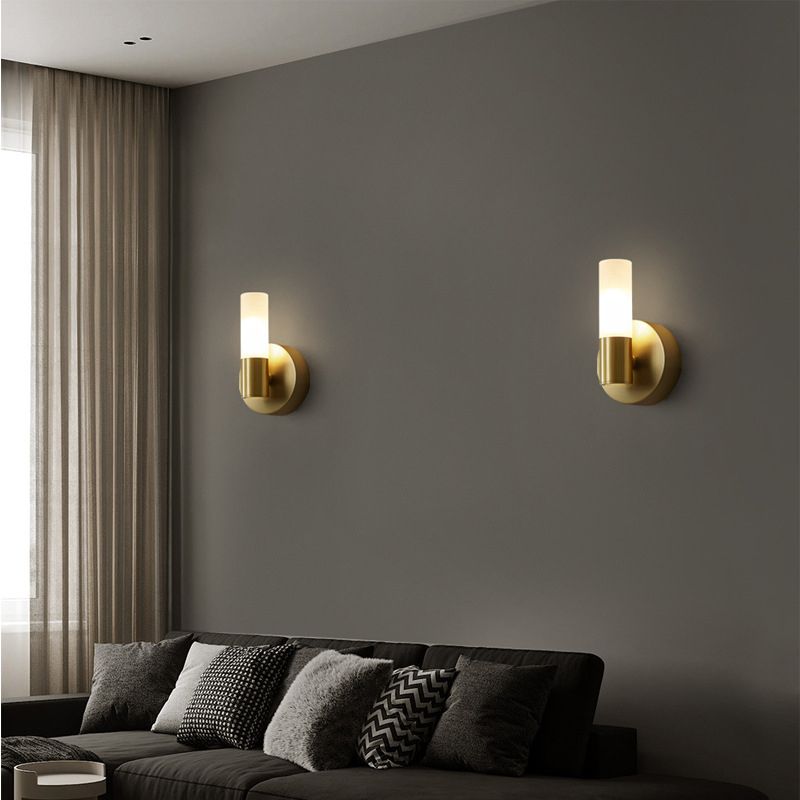 Lámpara de pared LED dorada moderna