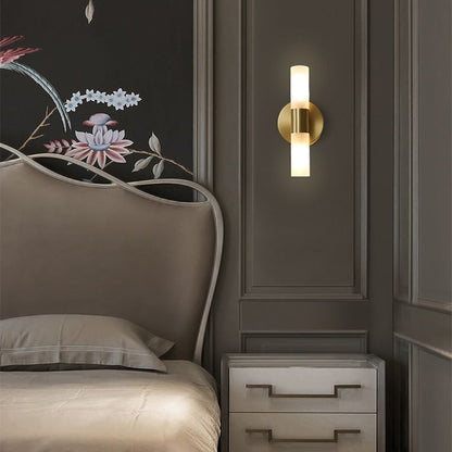Lámpara de pared LED dorada moderna