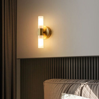 Lámpara de pared LED dorada moderna