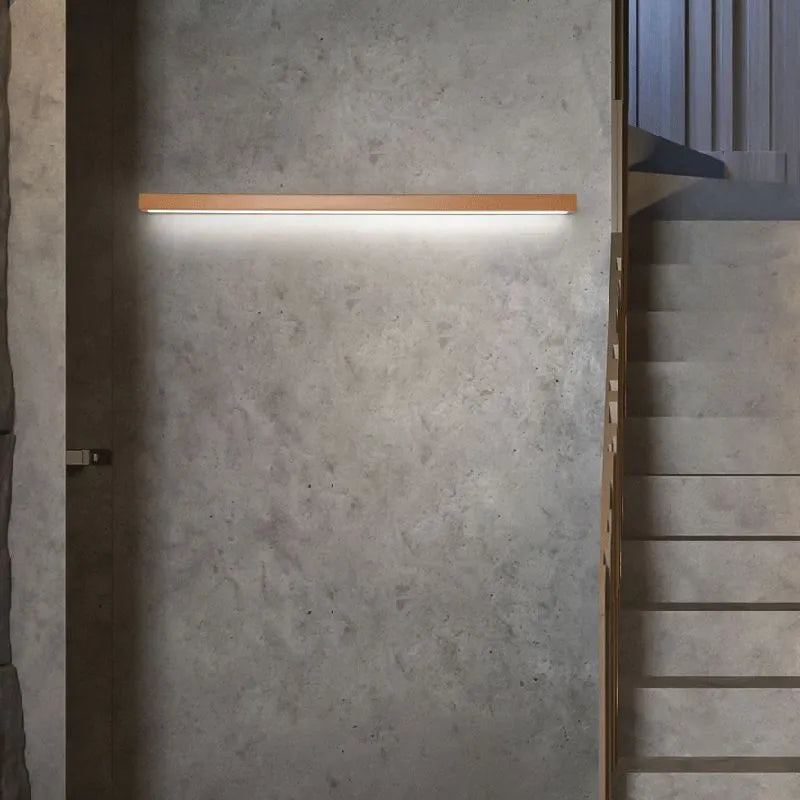 Lámpara de pared lineal moderna de madera