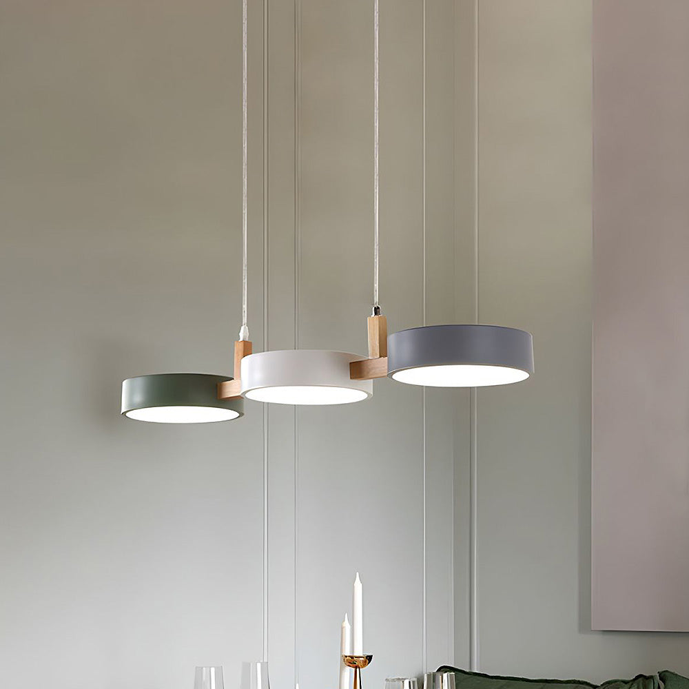 Lámpara colgante moderna de cilindro con múltiples luces
