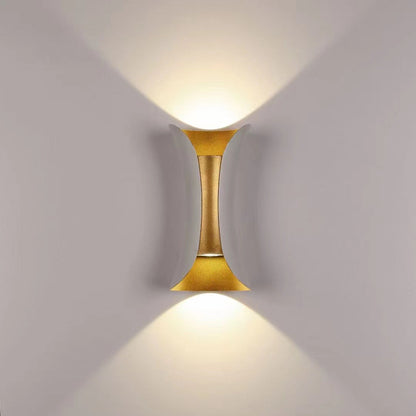 Lámpara de pared LED impermeable para exteriores