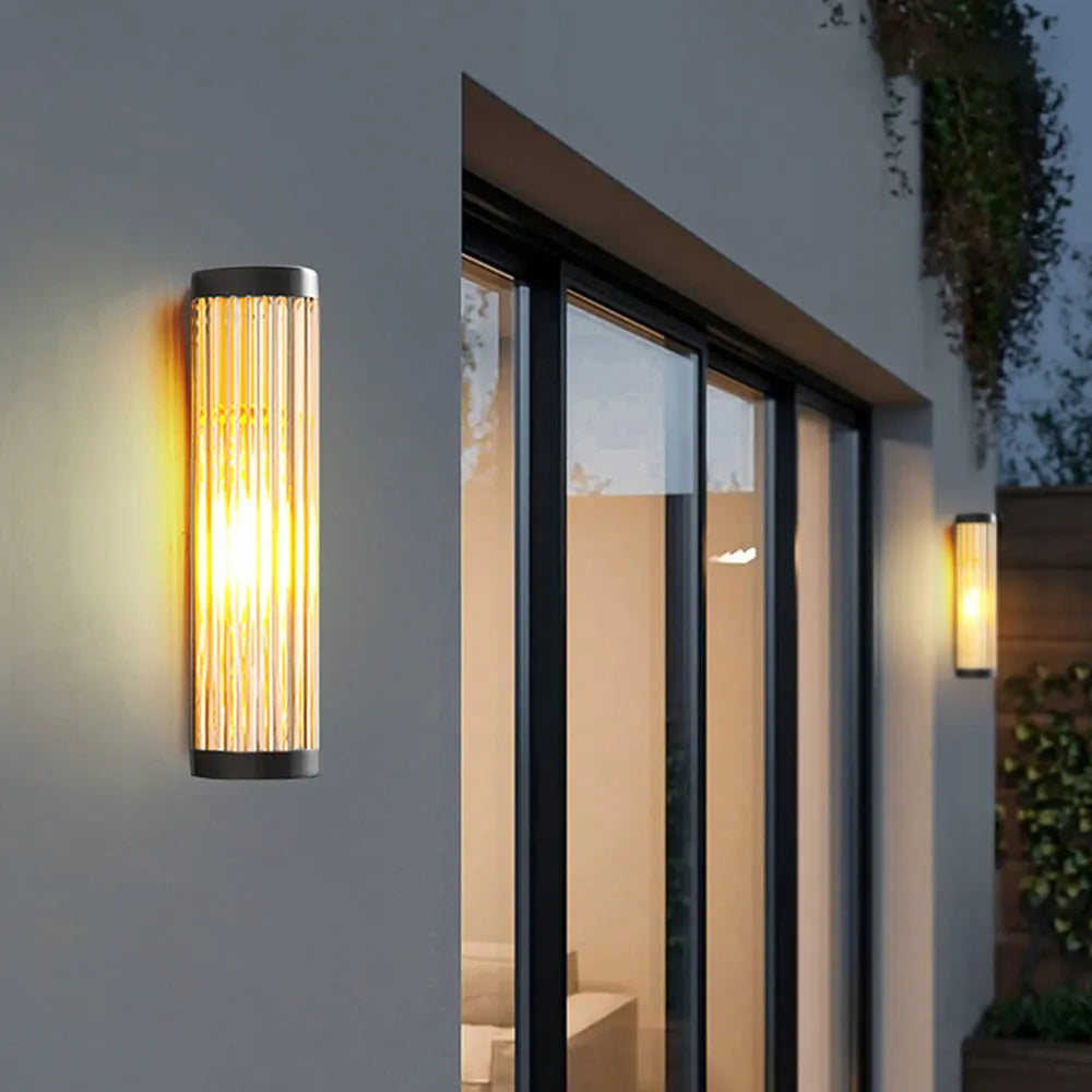 Lámpara de pared exterior moderna semicírculo de metal/vidrio
