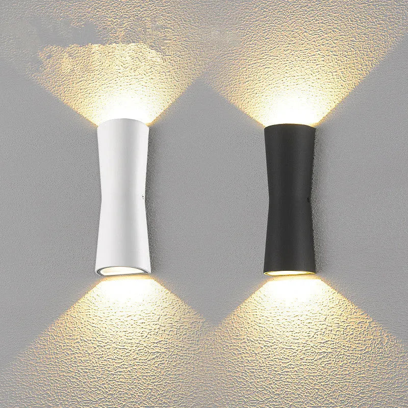Luz de pared exterior moderna LED de doble haz