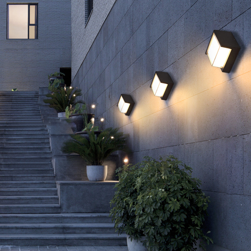 Luz de pared exterior LED geométrica
