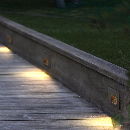 Luz moderna LED para terraza y escalones