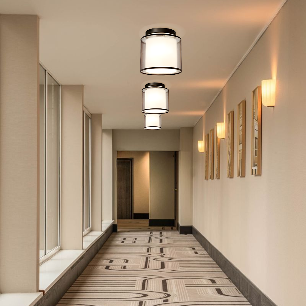 Lámpara de techo de tela antigua