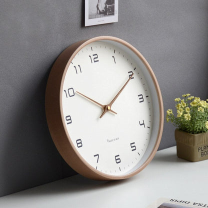 Reloj de pared de madera escandinavo con estilo