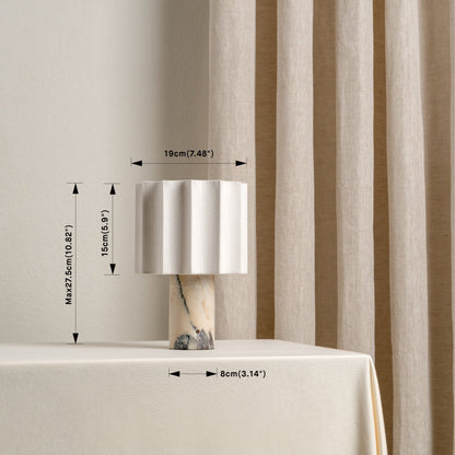 Lámpara de mesa recargable de mármol Calacatta