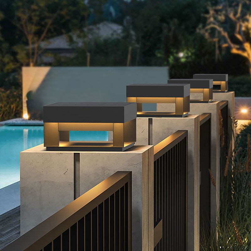 Luz de Poste Solar Cube para Exterior