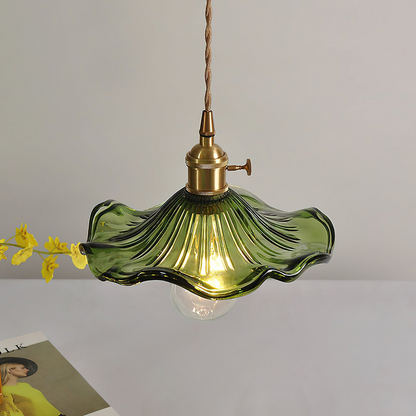 Lámpara colgante de vidrio con diseño floral