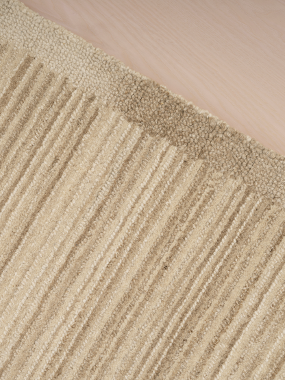 Timeless beige living room rug