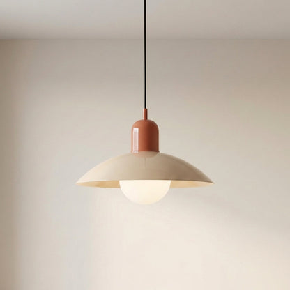 Lámpara colgante moderna con diseño de color