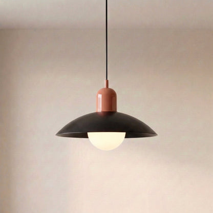 Lámpara colgante moderna con diseño de color