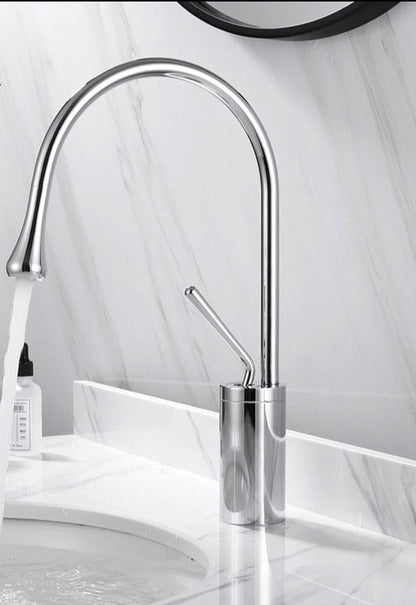 Grifo elegante para lavabo – Diseño moderno y artesanía de alta calidad