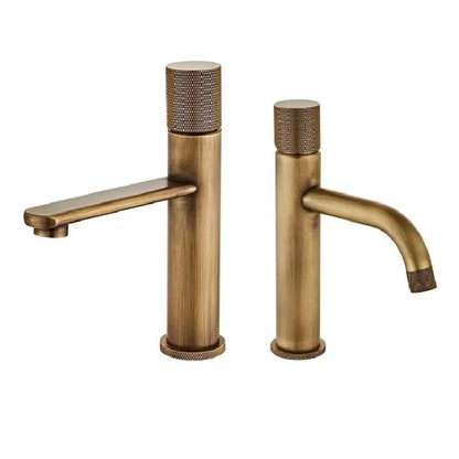 Grifo mezclador de lavabo de un solo orificio Onyxbrel industrial en latón cepillado antiguo