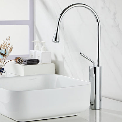 Grifo elegante para lavabo – Diseño moderno y artesanía de alta calidad