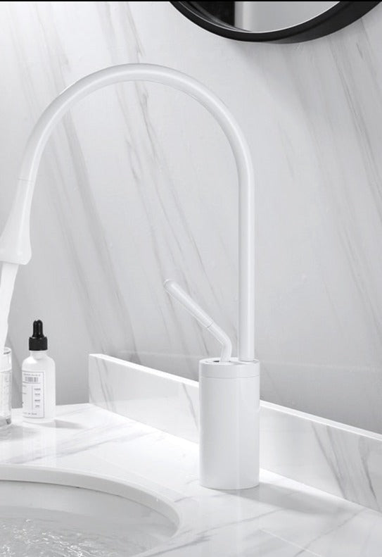 Grifo elegante para lavabo – Diseño moderno y artesanía de alta calidad