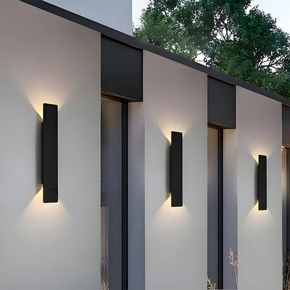 Lámpara de pared exterior moderna con luz LED