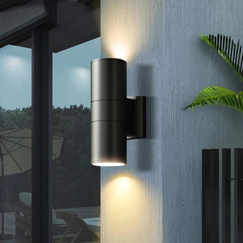 Luz de pared exterior LED moderna impermeable con movimiento hacia arriba y hacia abajo