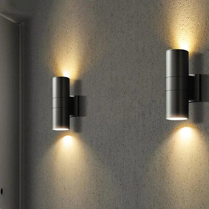 Luz de pared exterior LED moderna impermeable con movimiento hacia arriba y hacia abajo