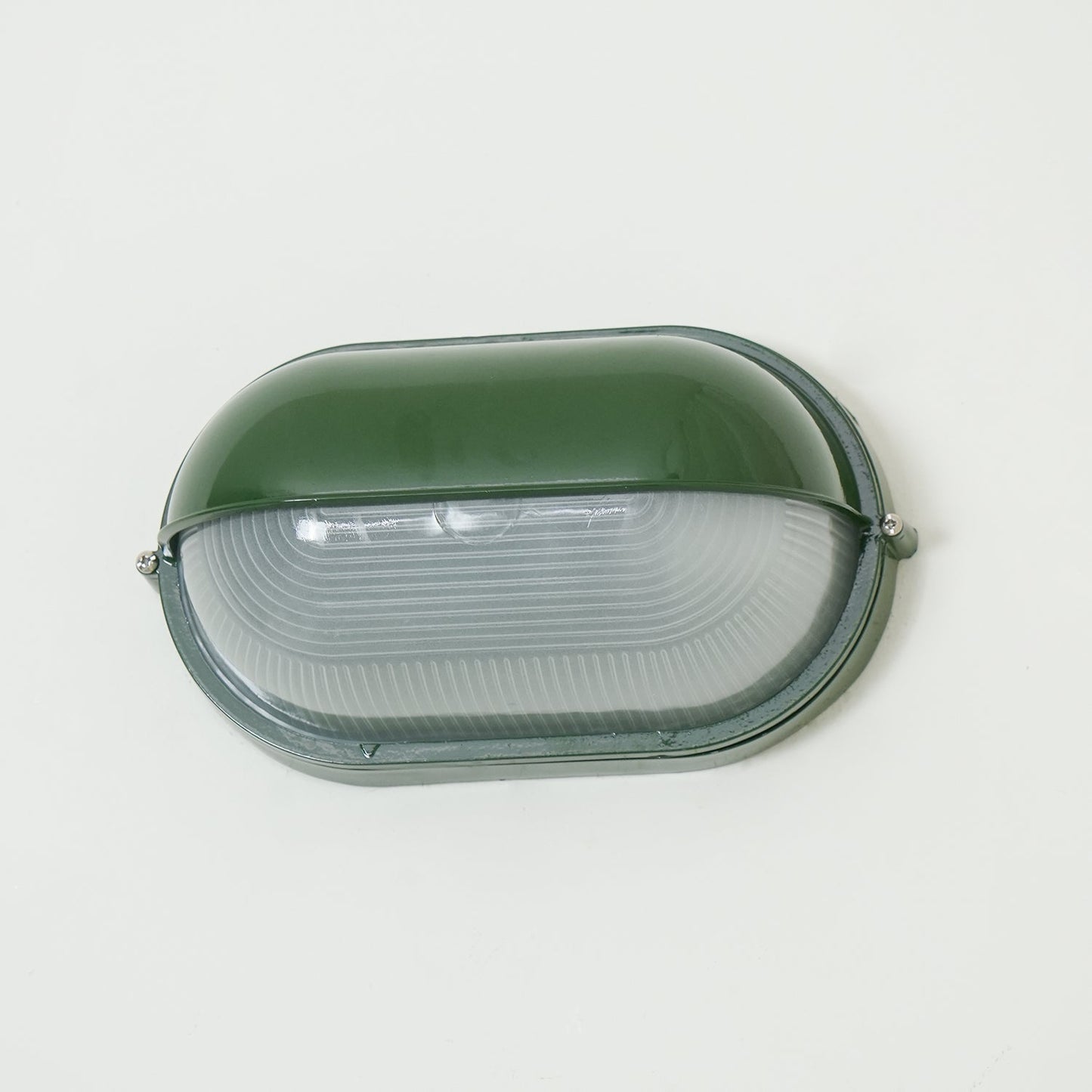 Lámpara de pared industrial para exteriores con vidrio acanalado