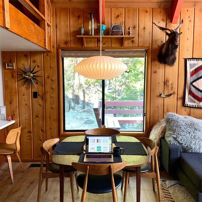 Lámpara colgante de linterna blanca