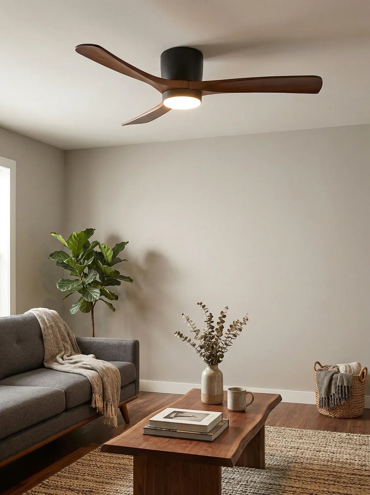 Ventilador de techo moderno con luz y hélice de madera