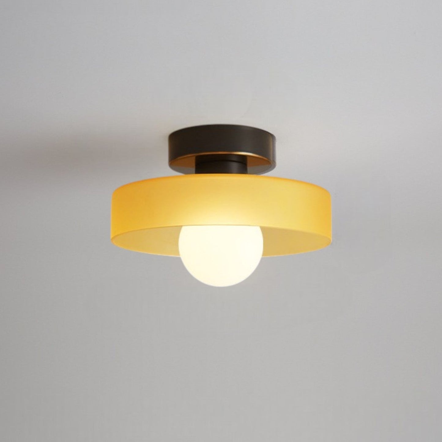 Lámpara de techo moderna estilo Bauhaus