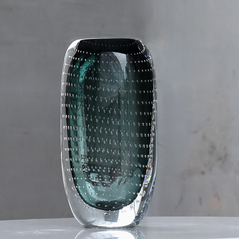 Jarrón de Vidrio Elegante – Arte y Artesanía Atemporales