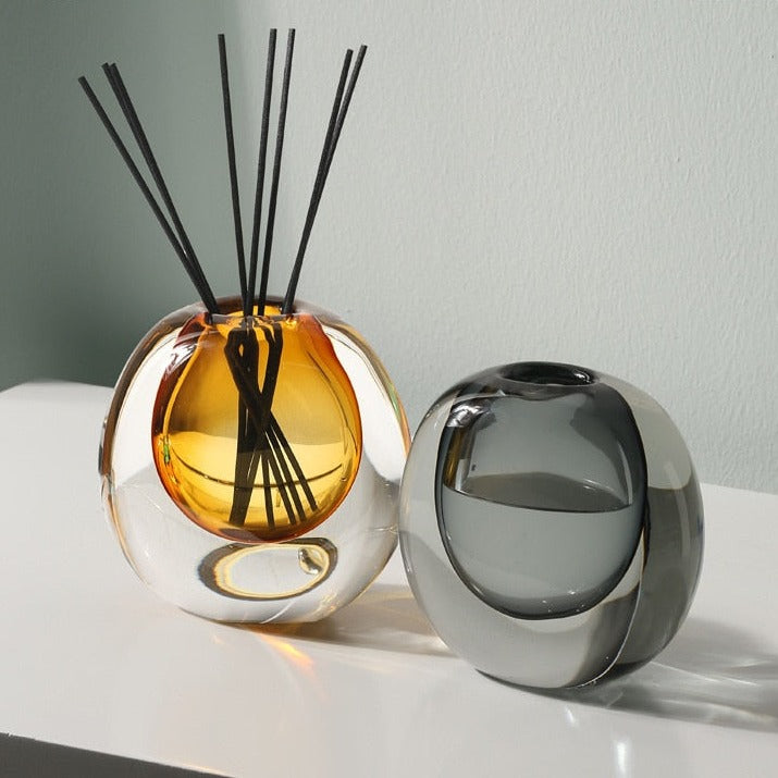 Jarrón de Vidrio Elegante – Arte y Artesanía Atemporales