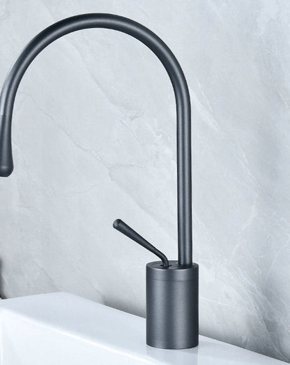Grifo elegante para lavabo – Diseño moderno y artesanía de alta calidad