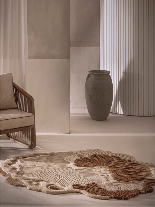 Hand-tufted wool rug