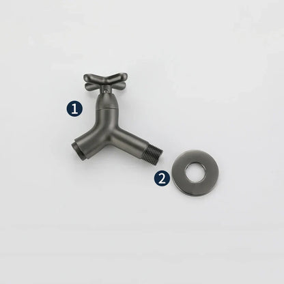 Grifo de agua fría de latón montado en la pared