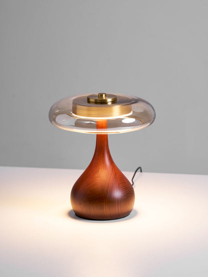 Lámpara de mesa de nogal Quilven Mid-Century