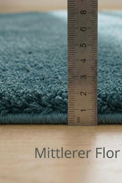 Alfombra moderna de pelo alto