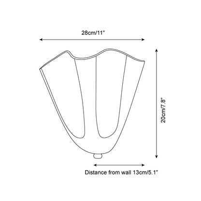 Lámpara de pared de vidrio en forma de pétalo