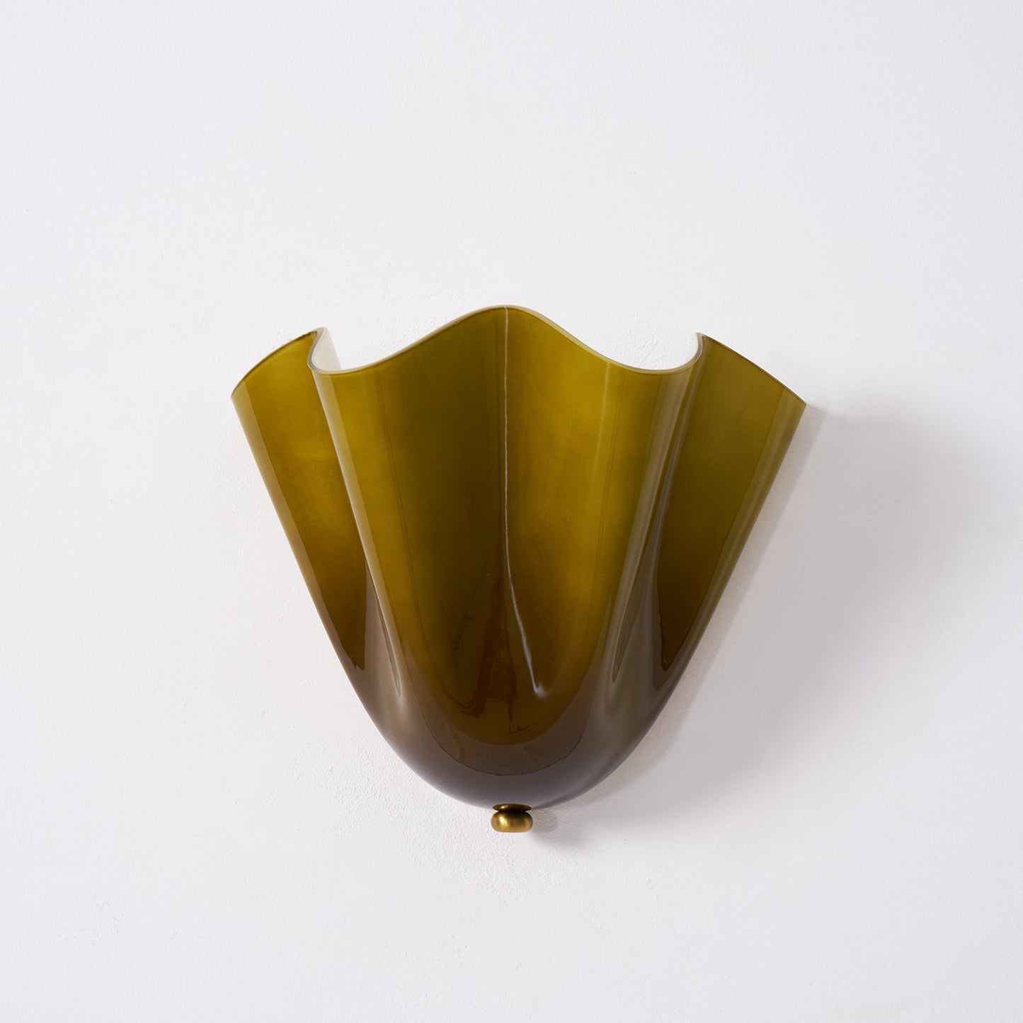 Lámpara de pared de vidrio en forma de pétalo