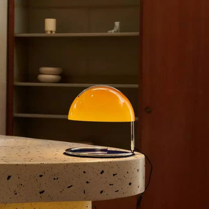 Lámpara de mesa posmoderna de metal y vidrio