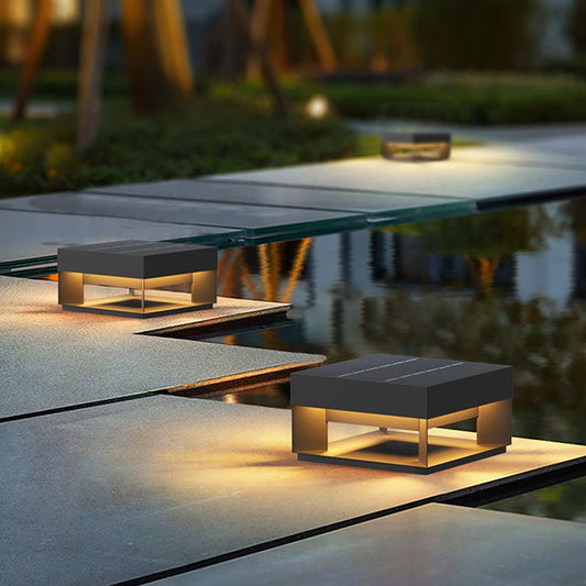 Luz de Poste Solar Cube para Exterior