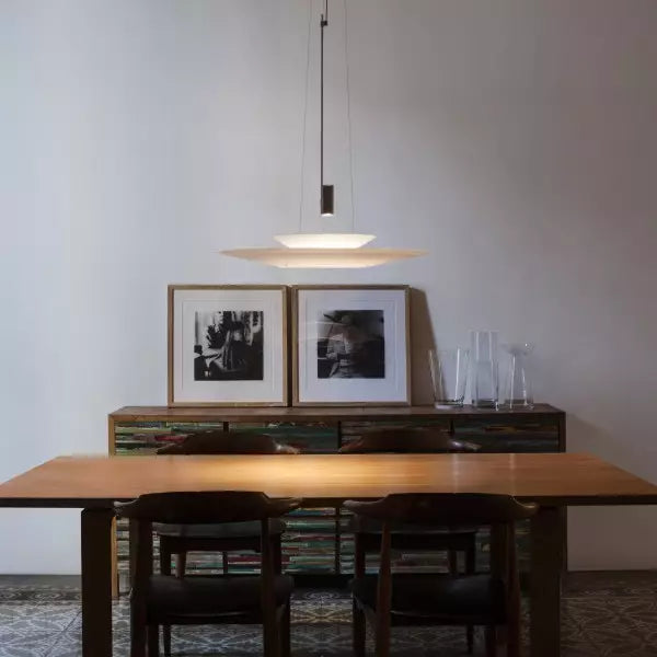 Lámpara colgante escultórica de múltiples capas